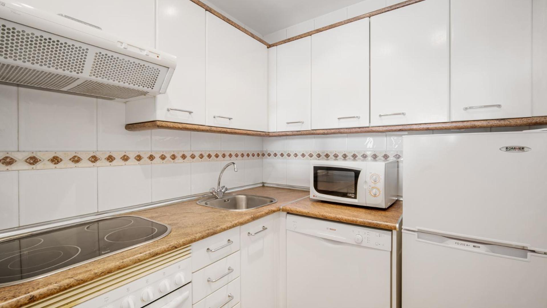 1 Bedroom Apartment, With Sea Views, In Medina Garden - Puerto Banus Marbella Exterior photo