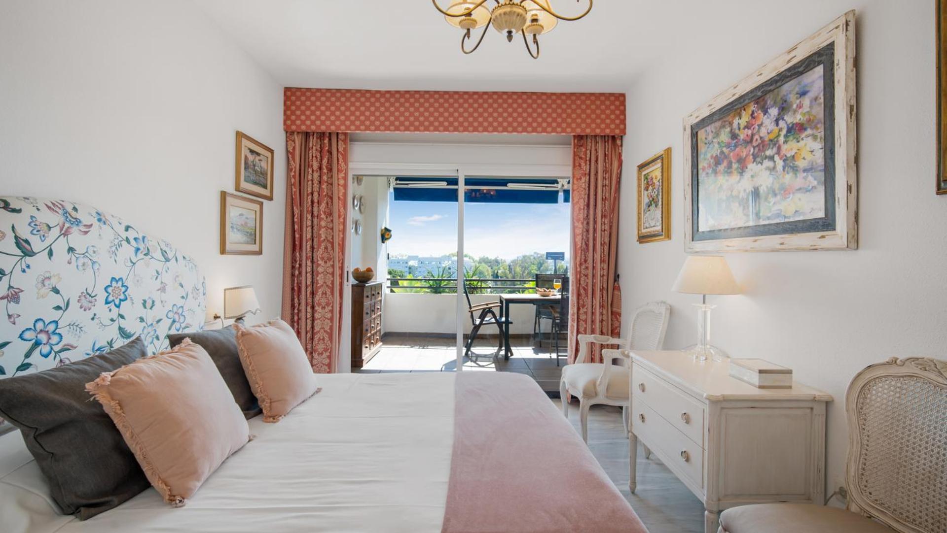 1 Bedroom Apartment, With Sea Views, In Medina Garden - Puerto Banus Marbella Exterior photo